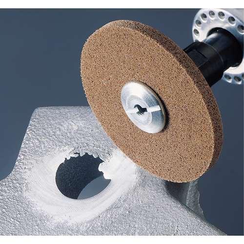 Scotch-Brite EXL Unitized Deburring Wheels, 1" x 1", 3/16" Arbor, 8A Grit, Aluminum Oxide Distribution Jean Lapalme