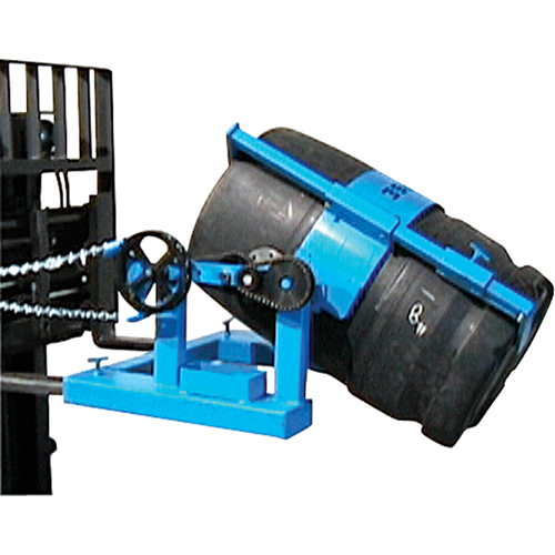 Leveur de baril pour chariot &eacute;l&eacute;vateur, Baril de 55 gal. US (45 gal. imp.), Capacit&eacute; 1500 lb/680 kg Distribution Jean Lapalme