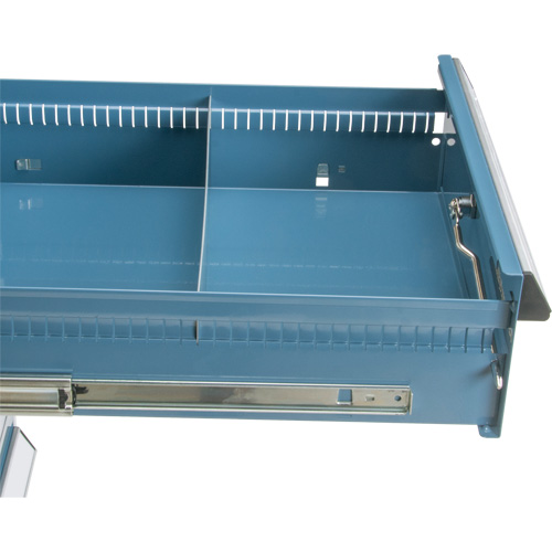 &eacute;tabli sur pi&eacute;destal avec une porte & deux tiroirs, 2 Tiroirs, 18" la x 21" p x 28" h Distribution Jean Lapalme