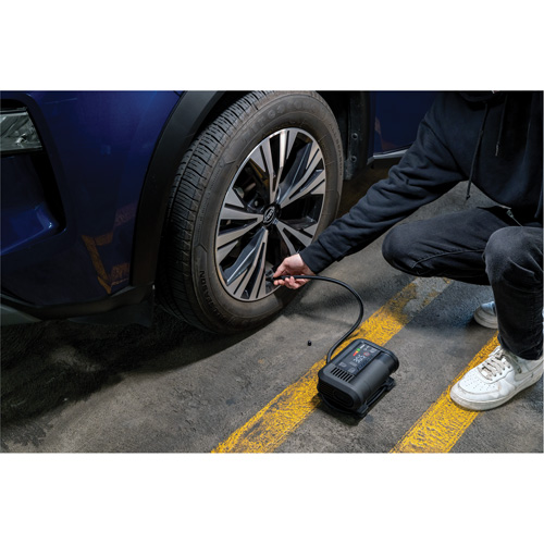 Survolteur 2000A Boost Air & compresseur d'air 100 PSI Distribution Jean Lapalme