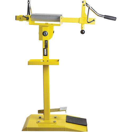 Manual Tire Spreader with Tilting Pedal Distribution Jean Lapalme