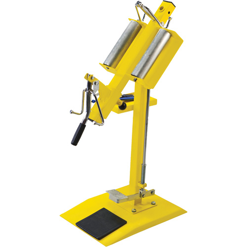 Manual Tire Spreader with Tilting Pedal Distribution Jean Lapalme
