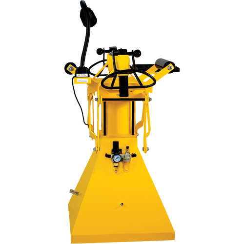Pneumatic Passenger & Light Truck Tire Spreader Distribution Jean Lapalme