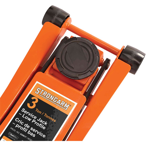 Low Profile Service Jack, 3 Ton(s) Capacity, 2-19/20" Lowered, 19-9/10" Raised, Manual Hydraulic Distribution Jean Lapalme