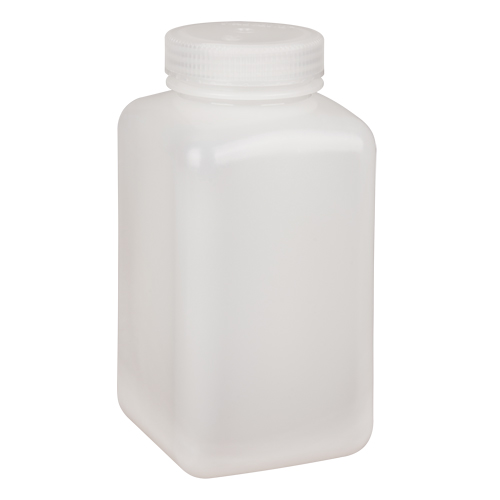 Easy-Grip Space-Saver Bottles, Square, 32 oz., Plastic Distribution Jean Lapalme
