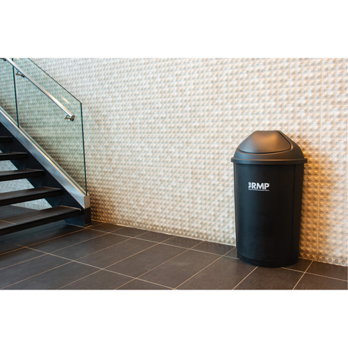 Bac &agrave; d&eacute;chets demi-rond avec couvercle, Poly&eacute;thyl&egrave;ne, 21 gal. US Distribution Jean Lapalme