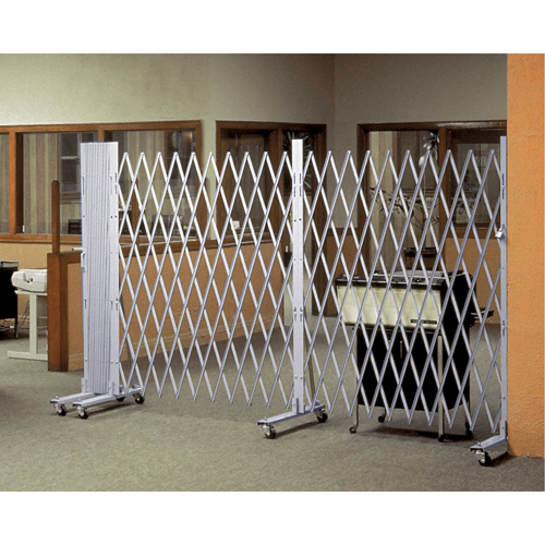Portable Expanding Gates, Interlocking, 72" L x 72" H, Silver Distribution Jean Lapalme