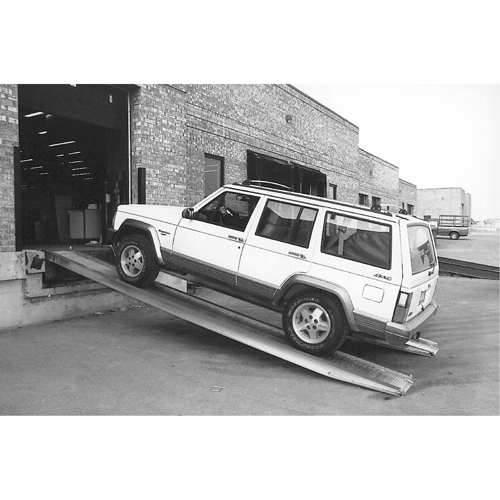 Aluminum Twin Ramps with Perforated Traction Grip Distribution Jean Lapalme