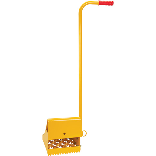 Ice Chock with Ergonomic Handle, Steel, Yellow, 8-1/16" W x 10-5/8" D x 8-13/16" H Distribution Jean Lapalme