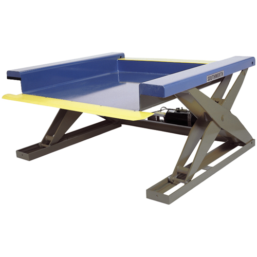 Tables &eacute;l&eacute;vatrices hydrauliques pr&egrave;s du sol, Acier, Capacit&eacute; de 2000 lb Distribution Jean Lapalme