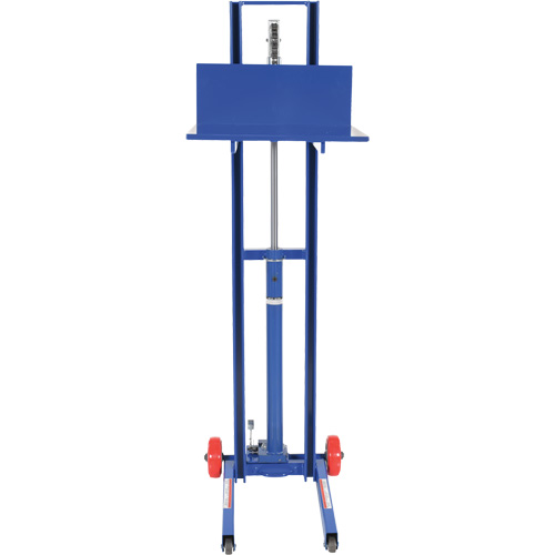 Gerbeur hydraulique &agrave; plateforme, M&eacute;canisme Pompe au pied, Capacit&eacute; de 400 lb, Levage max de 51-1/8" Distribution Jean Lapalme