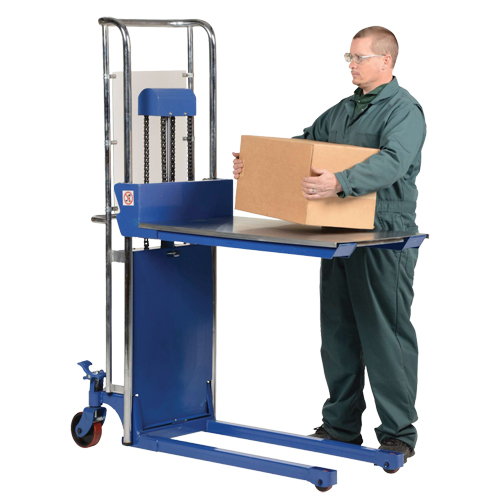 Gerbeur Hefti-Lift, M&eacute;canisme Pompe au pied, Capacit&eacute; de 300 lb, Levage max de 59" Distribution Jean Lapalme