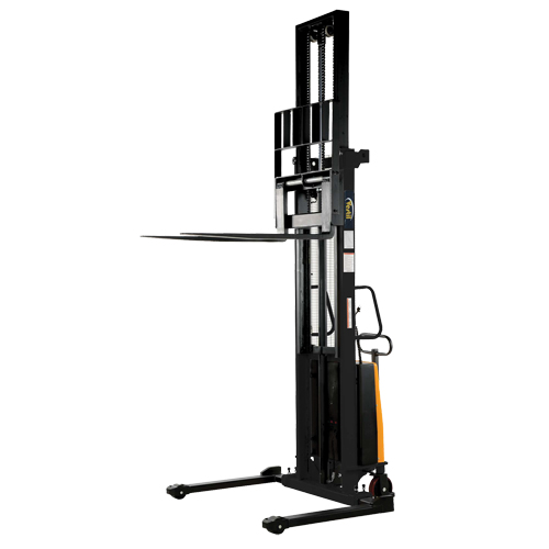 Gerbeur pour chariot &eacute;l&eacute;vateur, Fonctionnement &eacute;lectrique, Capacit&eacute; 2000 lb, Lev&eacute;e max 150" Distribution Jean Lapalme