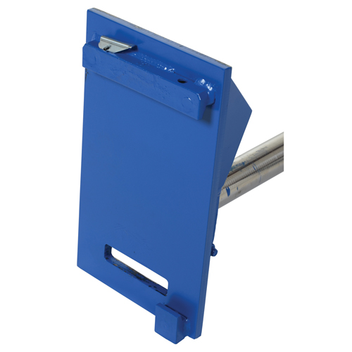 Fl&egrave;che de chariot &eacute;l&eacute;vateur pour tapis, 108-1/2" longueur, Install&eacute; sur tablier, Capacit&eacute; de 2500 lb Distribution Jean Lapalme