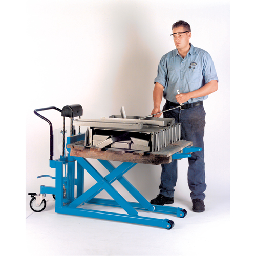 Hydraulic Skid Scissor Lift/Table, 42-1/2" L x 20-1/2" W, Steel, 1000 lbs. Capacity Distribution Jean Lapalme