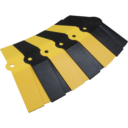 Ultra-Sidewinder&reg; Cable Protection System - Large, 14.125" x 13.675" x 2.13", 13500 lbs. (6.75 tons) Distribution Jean Lapalme