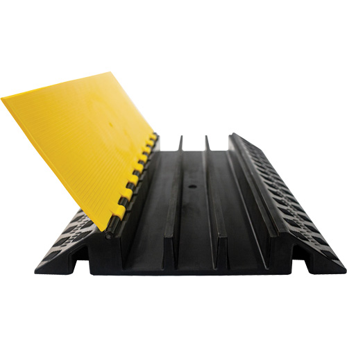 Powerhouse Heavy-Duty Straight Cable Protector, 3 Channels, 36" L x 19.75" W x 3" H Distribution Jean Lapalme