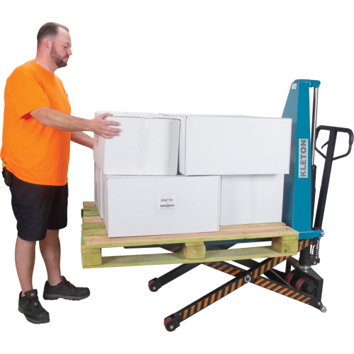 Manual Scissor Skid Lift, 45-1/4" L x 27" W, Steel, 3300 lbs. Capacity Distribution Jean Lapalme