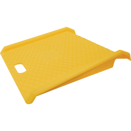 Portable Poly Hand Truck Curb Ramp, 1000 lbs. Capacity, 27" W x 27" L Distribution Jean Lapalme