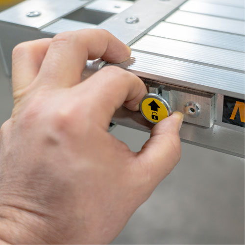 Planche de travail t&eacute;lescopique, 156" la x 12" pr, Capacit&eacute; de 250 lb, D&eacute;mont&eacute; Distribution Jean Lapalme
