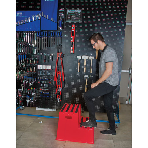 Escabeau industriel, 2 marches, 26" x 22-7/16" x Hauteur 19-11/16" Distribution Jean Lapalme