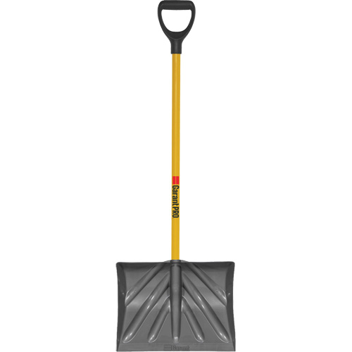 Pelle &agrave; grattoir Pro, Lame Polypropyl&egrave;ne, Largueur 18", Manche Prise en D Distribution Jean Lapalme