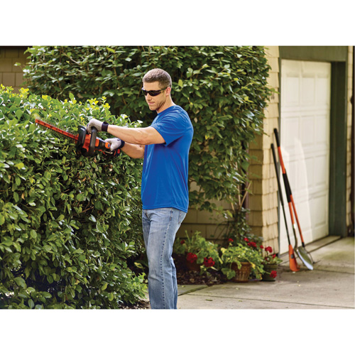 Max* PowerCut Cordless Hedge Trimmer Kit, 22", 20 V, Battery Powered Distribution Jean Lapalme