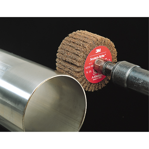 Brosses &agrave; lamelles Scotch-Brite, 2" dia. x 1" la, Arbre 1/4", Oxyde d'aluminium Distribution Jean Lapalme