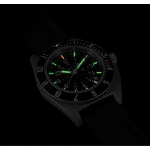 Steel Navigator with Date on Black 3-Piece Rubber Strap Kit, Digital, Battery Operated, 41 mm, Black Distribution Jean Lapalme