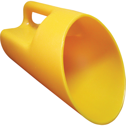 Polyethylene Salt & Sand Scoop Distribution Jean Lapalme