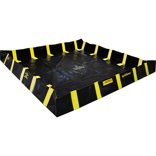 QuickBerm&reg; Containment Berm with Inside Wall Supports, 745 US gal. Capacity, 10' W x 10' L x 12" H, Snap-Up Bracket Distribution Jean Lapalme