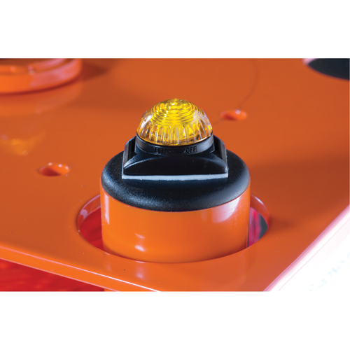 Lights for Portable Safety Zone Barrier Distribution Jean Lapalme