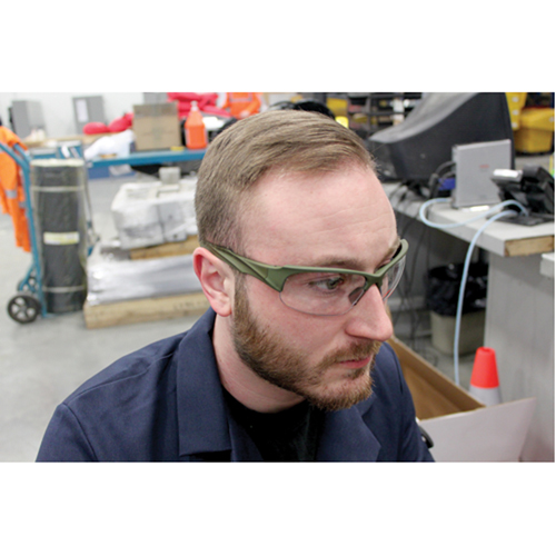 Lunettes de s&eacute;curit&eacute; s&eacute;rie Z2000, Lentille Transparent, Anti-&eacute;gratignures, R&eacute;pond ou surpasse la norme CSA Z94.3 Distribution Jean Lapalme