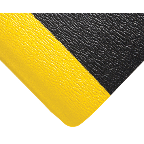 Deluxe Soft Step No. 444 Mats, Pebbled, 3' x 5' x 5/8", Black/Yellow, PVC Sponge Distribution Jean Lapalme