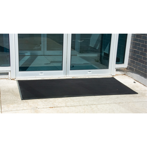 Tapis d'entr&eacute;e ext&eacute;rieure, Caoutchouc, Grattoir Type, Motif Textur&eacute;, 2' x 2-2/3', Noir Distribution Jean Lapalme