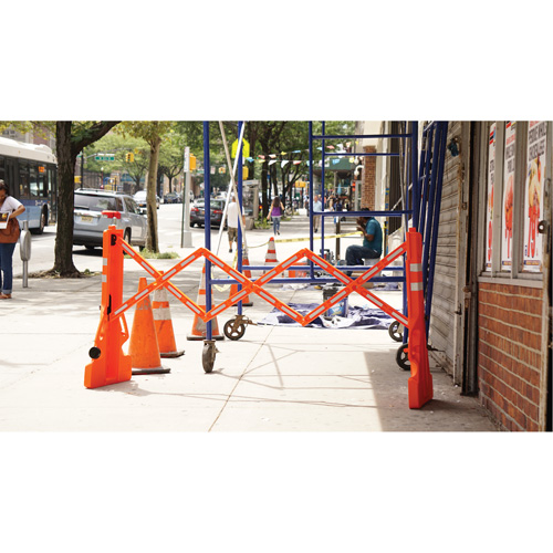 Multi-Gate Barricade, 43" H x 90" L, Orange Distribution Jean Lapalme