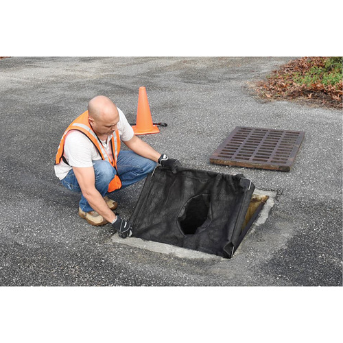 Square Ultra-Drain Guard&reg; Catch Basin Insert with Overflow Port, Oil & Sediment, 16" - 28" L x 20" - 36" W Distribution Jean Lapalme