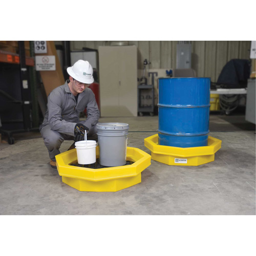 Ultra-Drum Tray&reg; without Grating, 32" L x 32" W x 8.1" H, 22.8 US gal. Spill Capacity Distribution Jean Lapalme