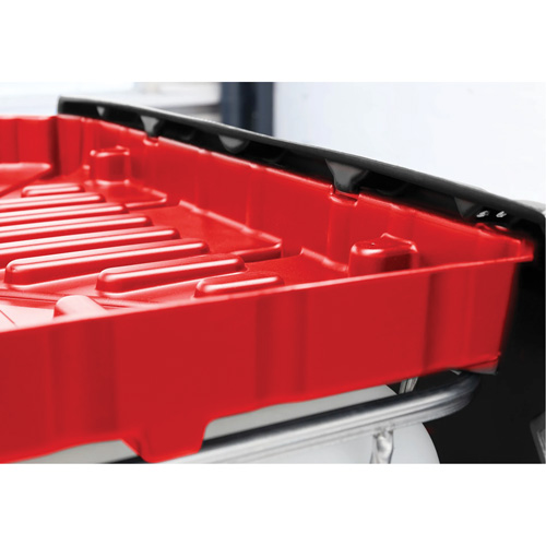 Entonnoir GRV pleine grandeur de 30 gal en poly&eacute;thyl&egrave;ne rouge r&eacute;sistant aux produits chimiques Distribution Jean Lapalme