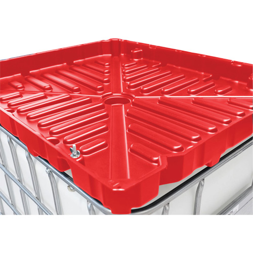 Entonnoir GRV pleine grandeur de 30 gal en poly&eacute;thyl&egrave;ne rouge r&eacute;sistant aux produits chimiques Distribution Jean Lapalme
