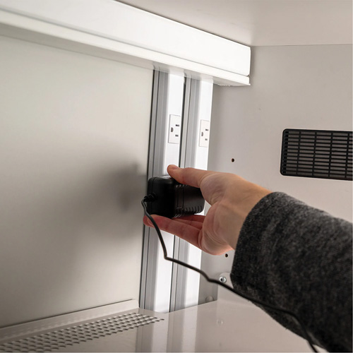 Lithium-ion Storage Cabinet with Charging & 90-Minute Fire Resistance Distribution Jean Lapalme
