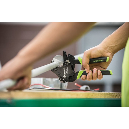 Quick-Release Ratcheting PVC Cutter, 1-5/8" Capacity Distribution Jean Lapalme