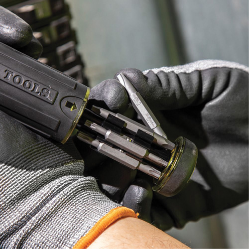 15-in-1 Multi-Bit Ratcheting Screwdriver, 8-3/4" L, Cushion Grip Handle Distribution Jean Lapalme