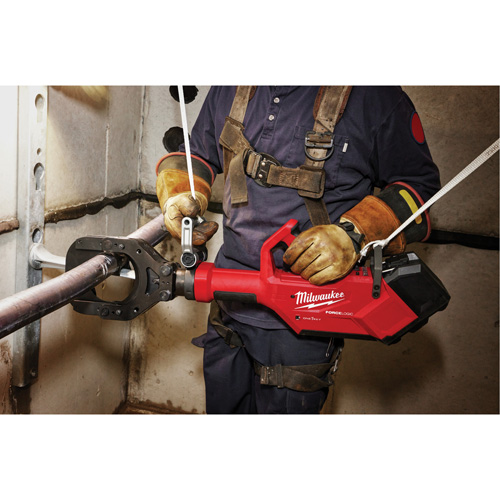 M18 FORCE LOGIC 5” Underground Cable Cutter with Wireless Remote Distribution Jean Lapalme