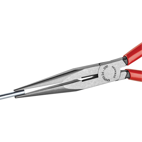 Pince &agrave; bec long avec coupe-fil, 8" lo Distribution Jean Lapalme