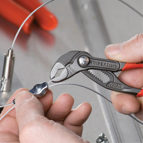 Cobra&reg; Water Pump Pliers, 5" Distribution Jean Lapalme