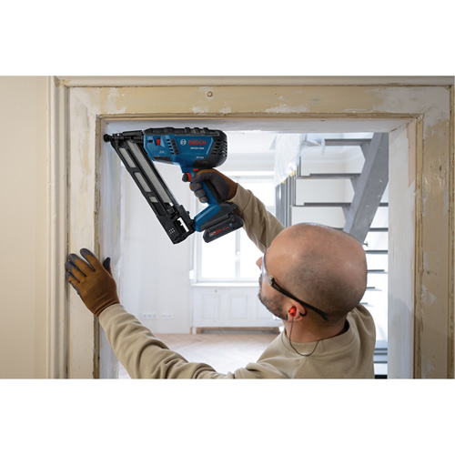 Brushless 15-gauge Angled Finish Nailer (Tool Only), 18 V, Lithium-Ion Distribution Jean Lapalme