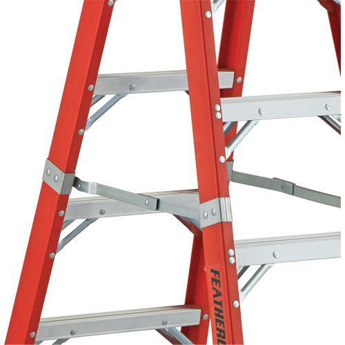 6600 AA Series Industrial Extra Heavy-Duty 2-Way Stepladders, Fibreglass, 375 lbs. Capacity, 4' Distribution Jean Lapalme