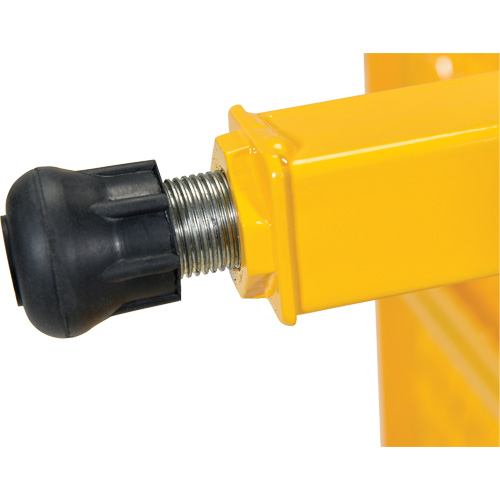 Plate-forme ajustable Step-Mate, 1 marche(s), 23-1/2" la x 19-9/16" lo x 16-1/2" h, Capacit&eacute; 500 lb Distribution Jean Lapalme