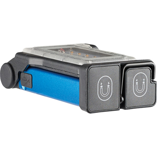 FlipMate Compact Multi-Function Work Light, LED, 500 Lumens, Aluminum Housing Distribution Jean Lapalme
